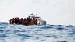 Até 60 imigrantes podem ter se afogado perto da costa da Líbia