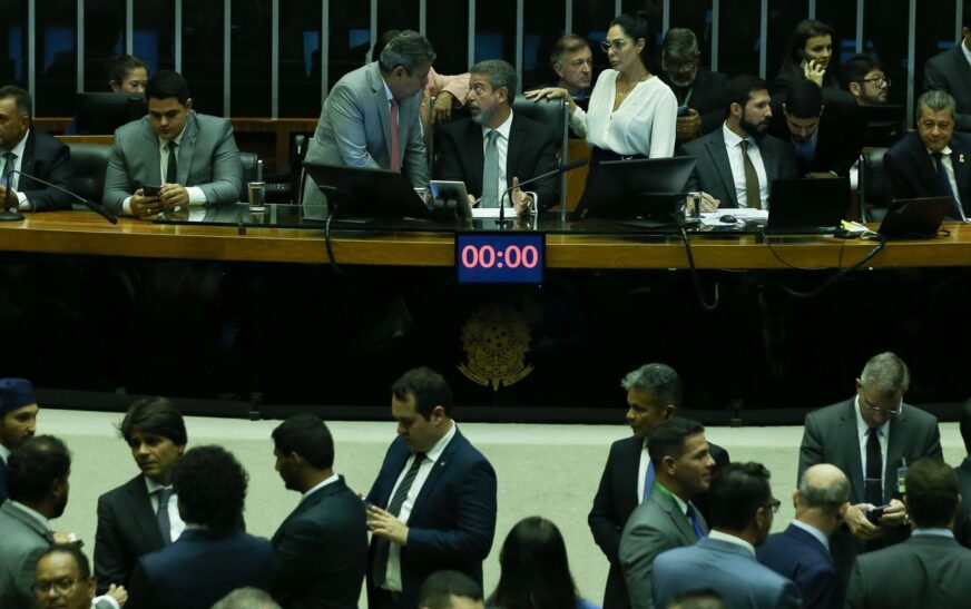 Câmara aprova fim da saidinha de presos; projeto vai à sanção