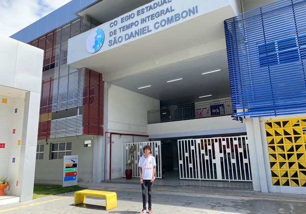 Governo da Bahia já investiu mais de R$ 700 milhões nas escolas estaduais da capital