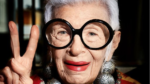 Iris Apfel, ícone da moda e inspiração para versão da Barbie, morre aos 102 anos