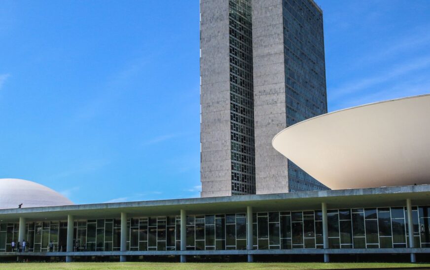 Marielle: deputados pedem vista e adiam análise sobre prisão de Brazão