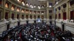 Milei tem derrota no Senado, que rejeita megadecreto para desregular economia