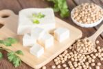 Tofu: o que é, benefícios e como fazer (com receitas)