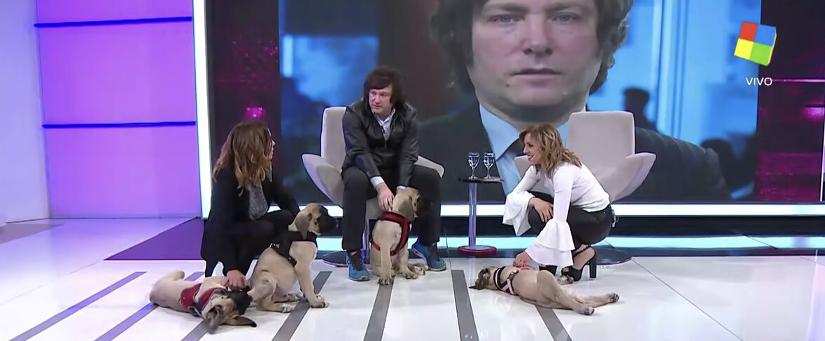 Argentinos voltam a questionar se Milei fala com espírito de cachorro; entenda
