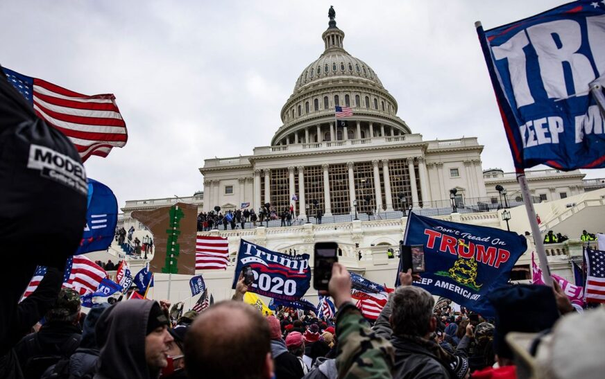 Eleições nos EUA: Dois terços temem violência após votação, diz pesquisa