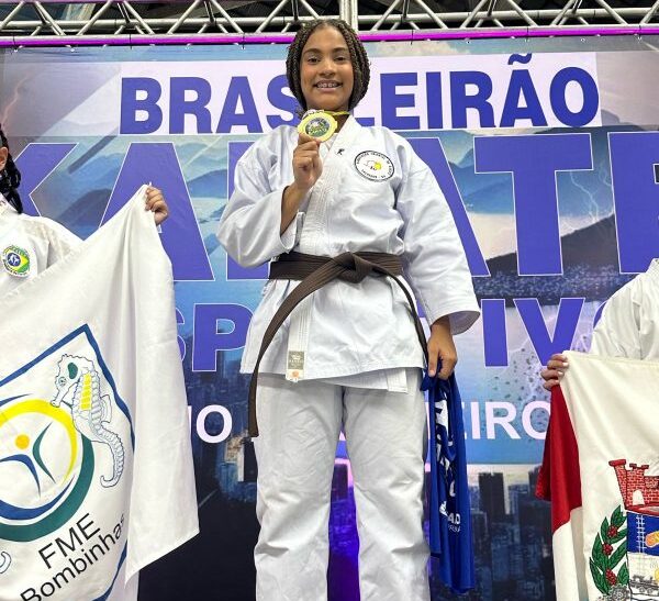 Estudantes da rede estadual conquistam medalhas em Campeonato Brasileiro de Karatê, em Niterói