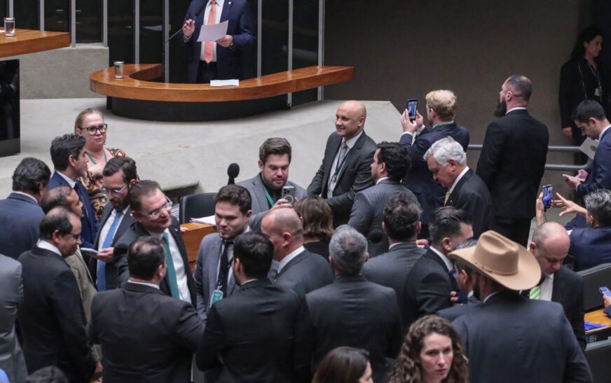 PL da Dosimetria beneficia criminosos comuns, dizem especialistas