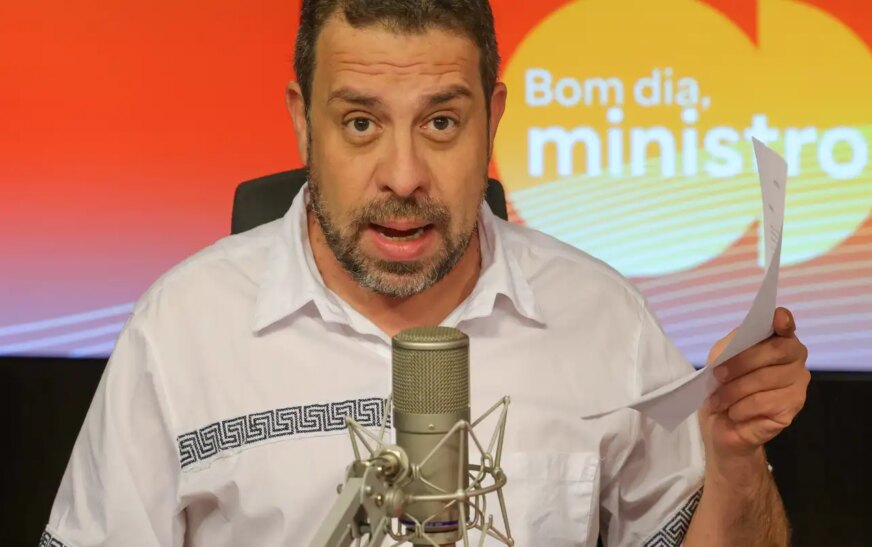 Fim da escala 6×1 deve aumentar produtividade, diz Boulos