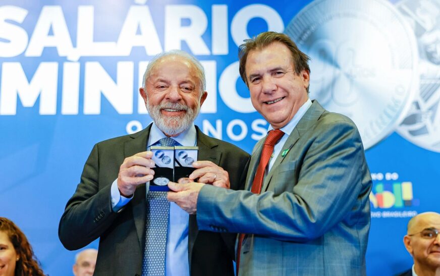 Lula diz que valor do salário mínimo no Brasil é “muito baixo”