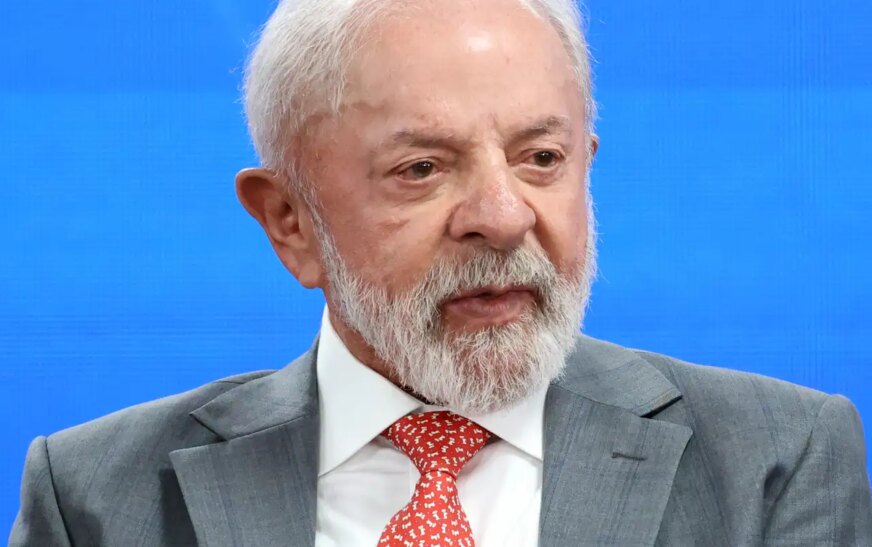 Lula homenageia vítimas do Holocausto e condena autoritarismo