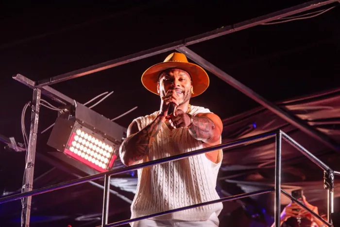 Mica Lauro atrai grande público e marca novo capítulo na história das micaretas