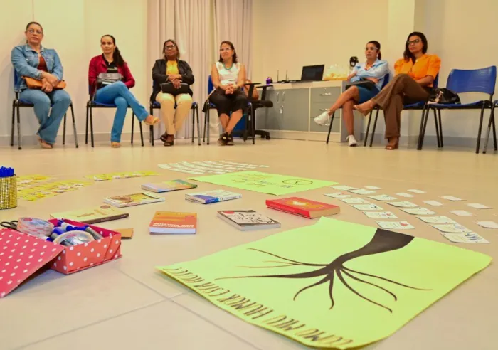 Nast oferece encontro dedicado ao cuidado com a saúde mental dos profissionais de RH da Prefeitura