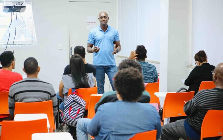 Salvador fortalece economia verde com formação de novos especialistas em energia solar pelo programa Treinar Para Empregar