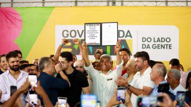 Governo do Estado investe mais de R$ 25 milhões em obras de asfaltamento e novos convênios de saúde e educação em Tucano | SECOM