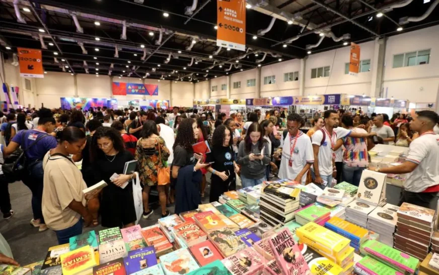 Governo da Bahia promove a diversidade literária na Bienal do Livro 2026