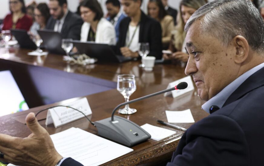 Governo rejeita desoneração para compensar redução de jornada