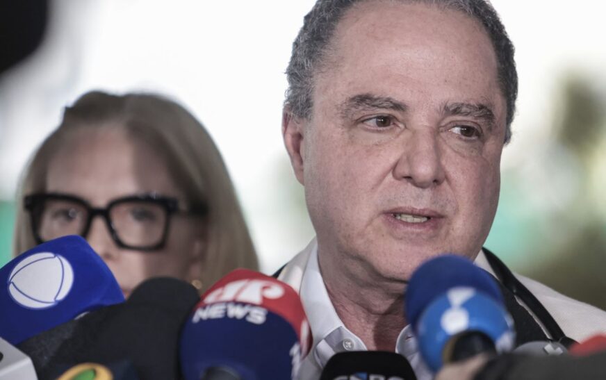 Médico diz que Lula retirou lesão e deve repousar nos próximos dias