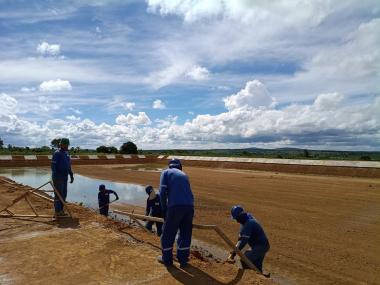 Obra de esgotamento sanitário beneficiará 45 mil pessoas no sudoeste da Bahia | SECOM