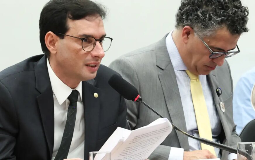 Fim da escala 6×1: relator propõe que um dia de folga seja no domingo