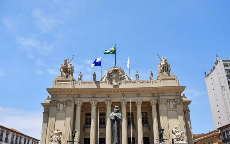 RJ: projeto prevê uso de banheiros neutros para pessoas trans