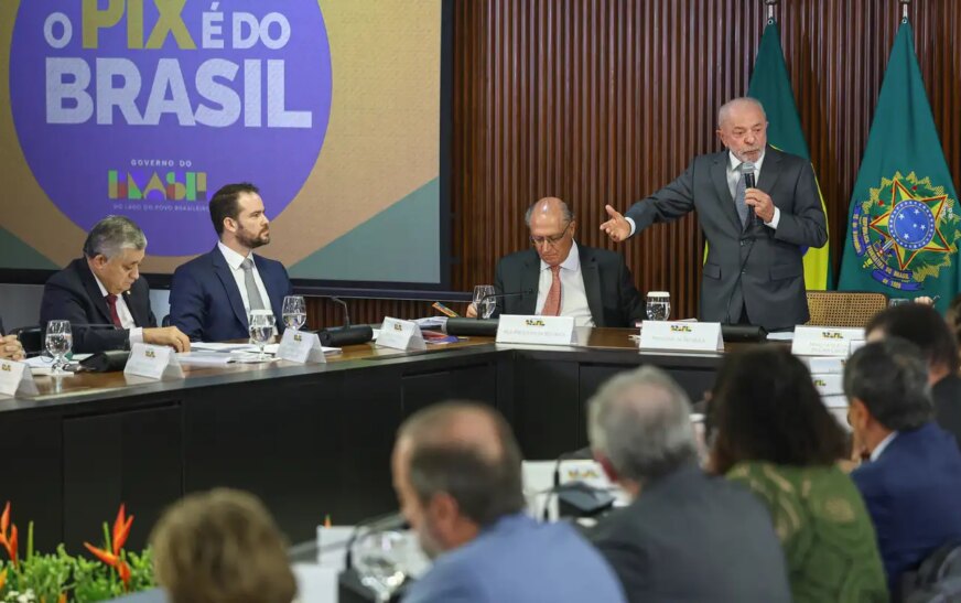Brasil vai buscar novos parceiros para dimunuir impactos comerciais