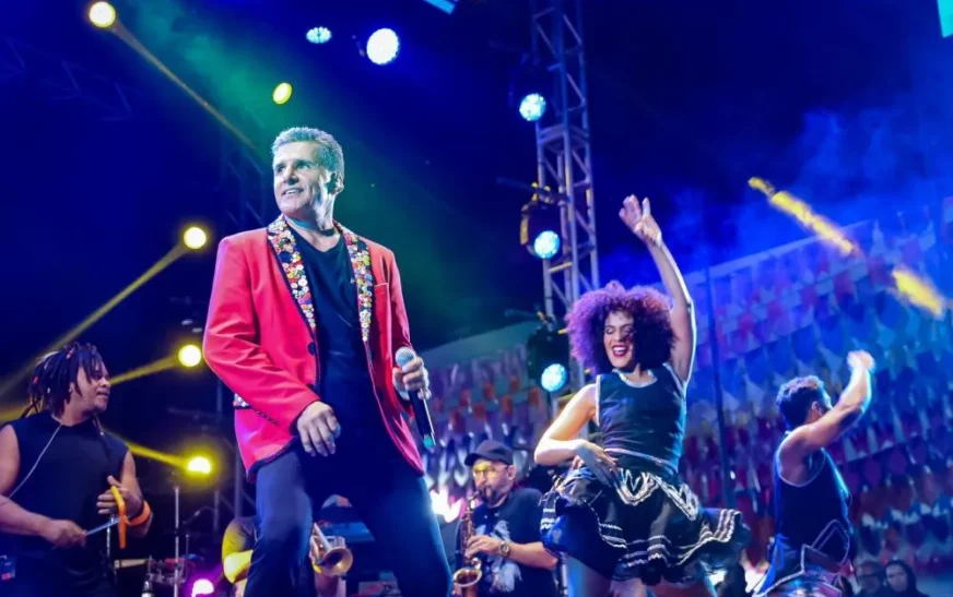 Flor Serena, Jó Miranda, Del Feliz, Vitor Fernandes e Netto Britto marcam terceira noite do São João de Amargosa