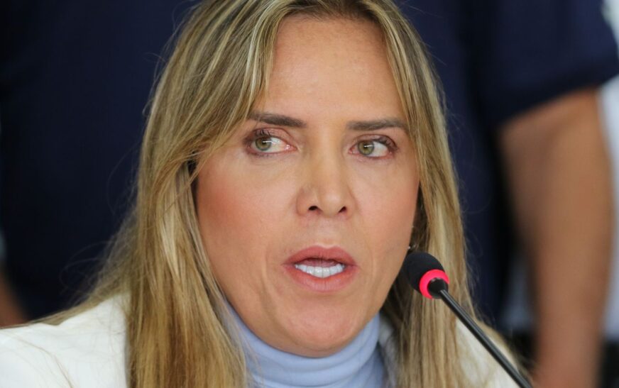 Governadora do DF recebe alta após apresentar quadro de pneumotórax
