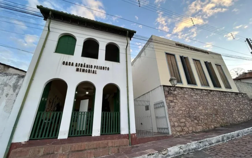 Lençóis celebra 150 anos de Afrânio Peixoto com inclusão do intelectual no currículo escolar e homenagem aos 40 anos da Fundação Pedro Calmon
