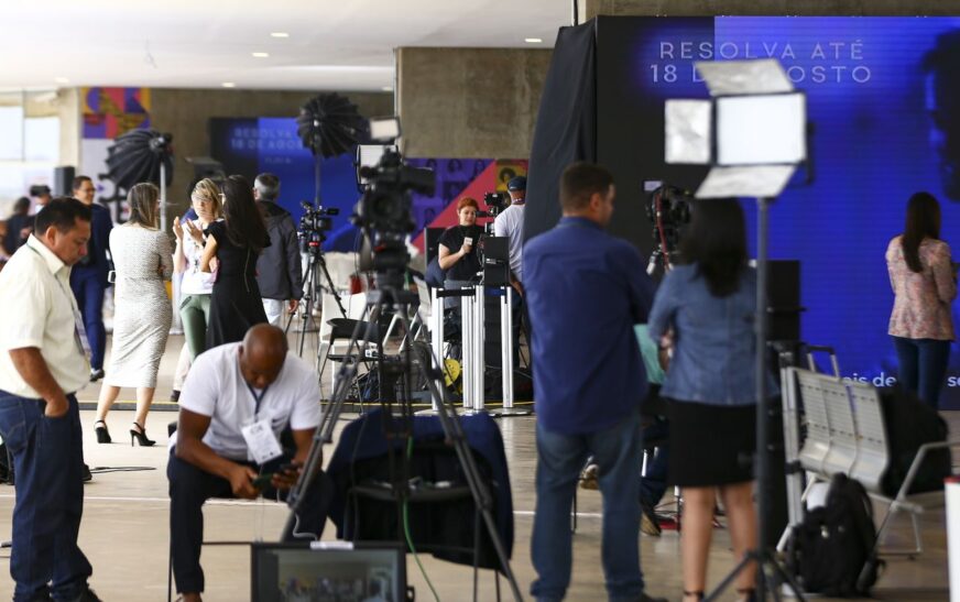 Fórum pede compromisso de candidatos com comunicação democrática
