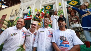 Lapinha amanhece tomada por multidão e celebração marca festejos do Dois de Julho, no Centro Histórico de Salvador | SECOM