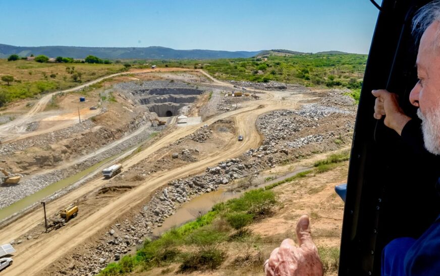 Lula inaugura túnel de transposição das águas do São Francisco no RN
