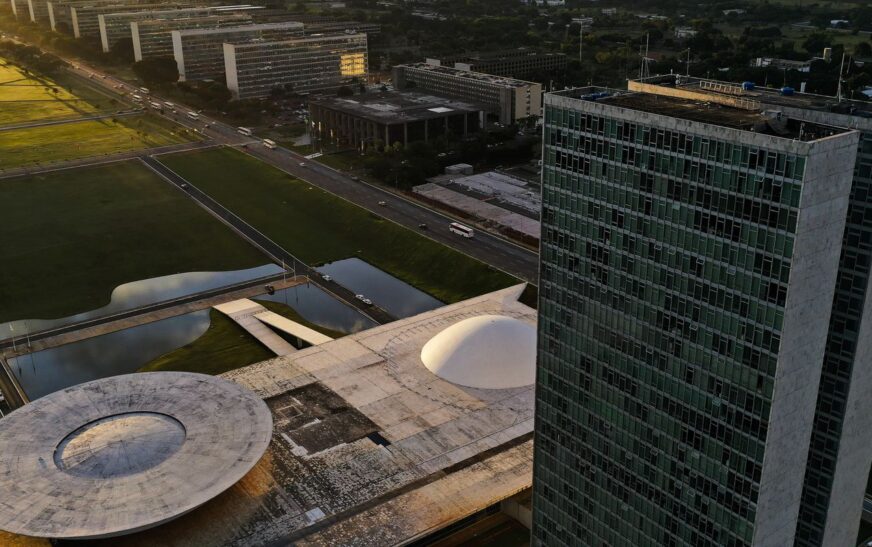 Eleições 2026: saiba quais são as atribuições de senadores e deputados
