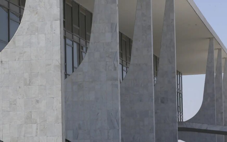 Governo abre processo de reciprocidade contra tarifas dos EUA