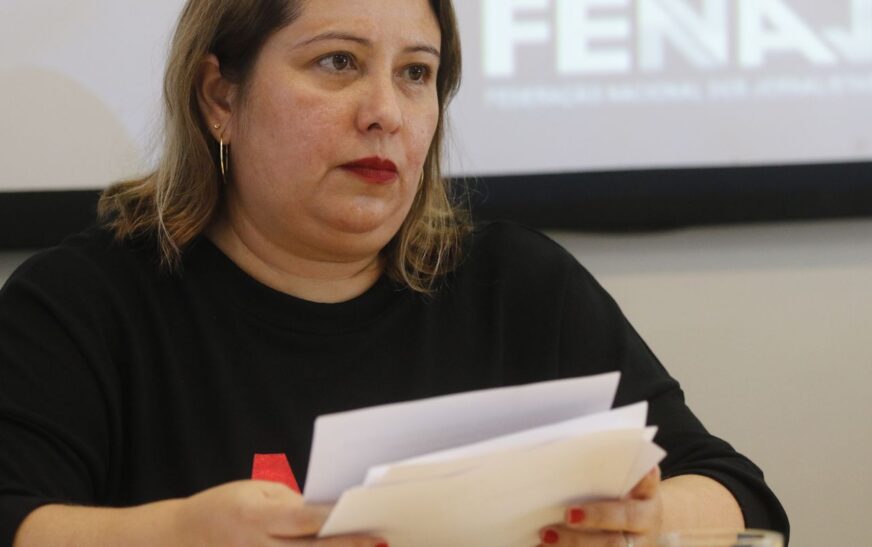 “Tiktokização” e crise sufocam propostas de campanha, diz Fenaj