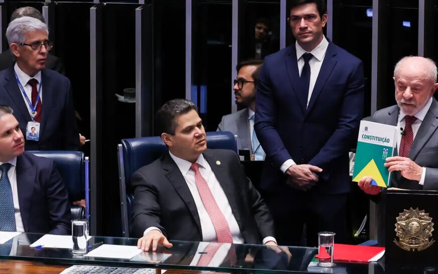 Congresso promulga emenda de aposentadoria especial de agente de saúde